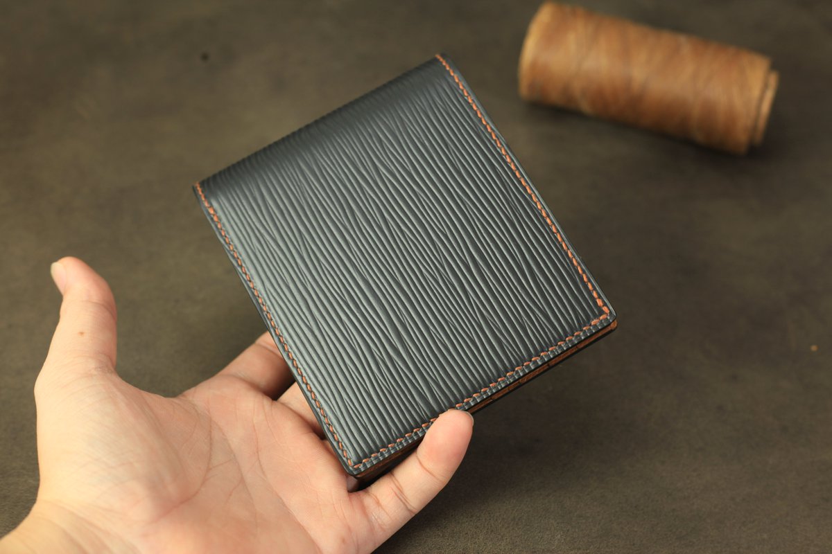 AugLeather tweet picture