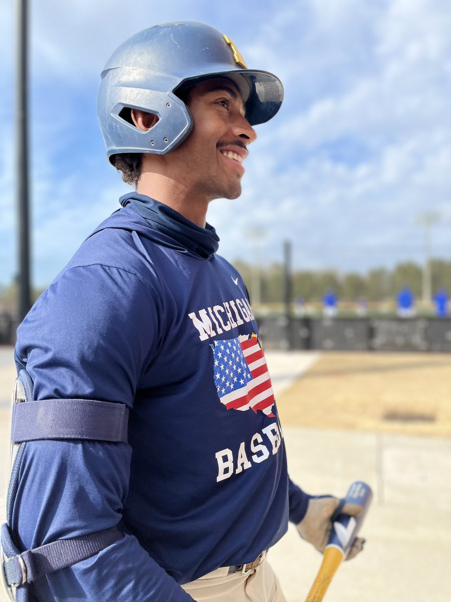 umichbaseball's tweet photo. 📸 Game day prep
Let’s #GoBlue 〽️ https://t.co/cSWOXUnCA8
