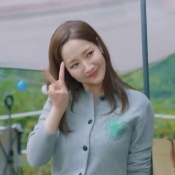 my3x4r's tweet photo. 뭐야...? 이 아기는 https://t.co/PohMJveJs2