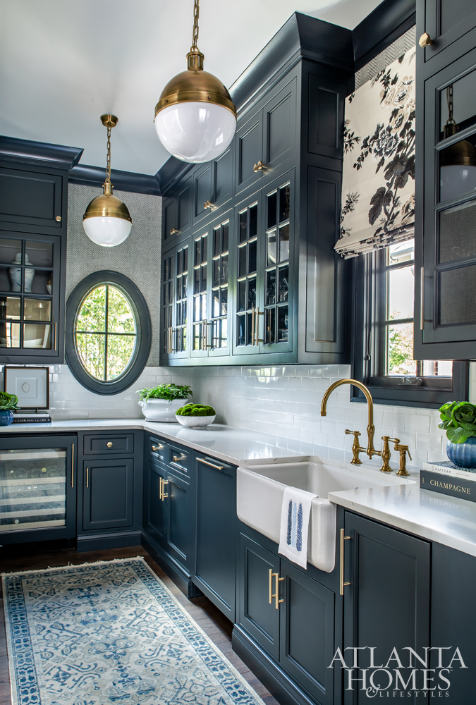 keystonemillw's tweet photo. Just as important as the Kitchen, a well designed Butler's Pantry will always serve you well for entertaining.
#butlerspantry #homedesign #homestyle #hometrends #kitchenpantry #custommade #customcabinetry #customhomedesigns #customkitchen https://t.co/ZcYlgZAjPV
