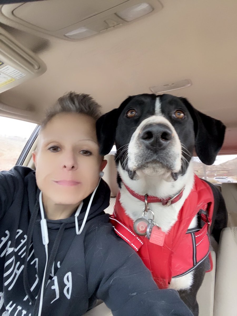 Boinglemom's tweet photo. @MDiomyx My fav of me and momma ♥️🐶 https://t.co/hqzpCm8Lp8