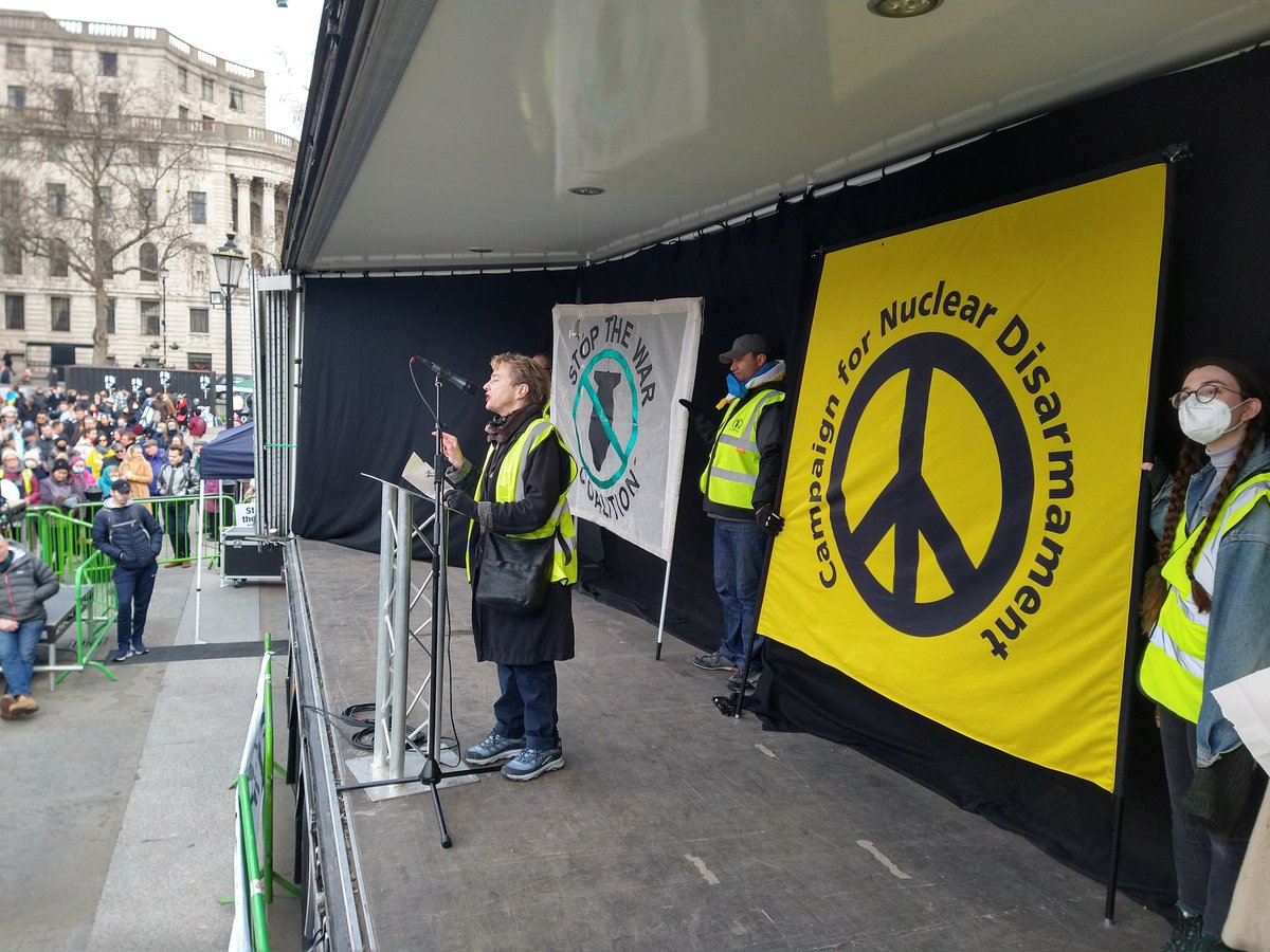 "A war between Russia and NATO will see 12,000 nuclear weapons enter this conflict... Do everything you can for peace!" CND's <a href="/kate4peace2021/">Kate Hudson</a> talks for the need to not escalate this conflict. #NoWarInUkraine #NoNuclearWar