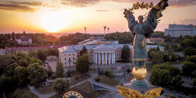 BookChat_'s tweet photo. Understanding the Ukraine Crisis: A Comprehensive Reading List https://t.co/VTr9CJCTAu #FullwidthSlider #History https://t.co/OIPobR6Vkj