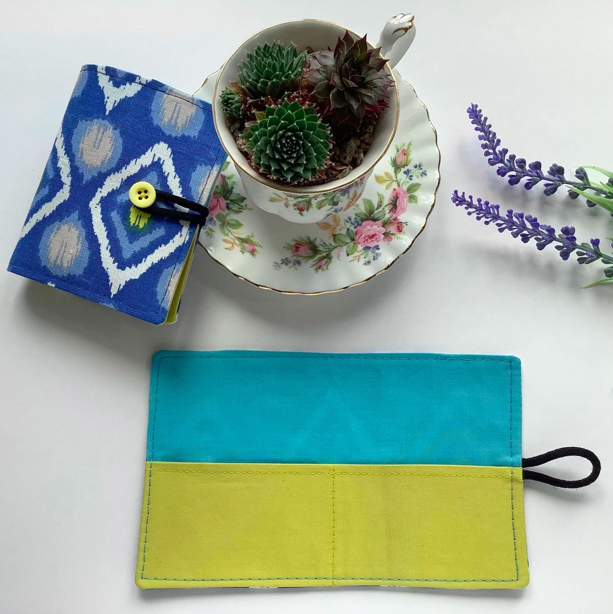 My better half (Tish) is currently selling some funky handmade tea wallets on her Etsy shop… with all profits going to the Red Cross DEC Ukraine Appeal. 

Please check t out if you have a mo!👇

shorturl.at/cotyB

#Ukraine️