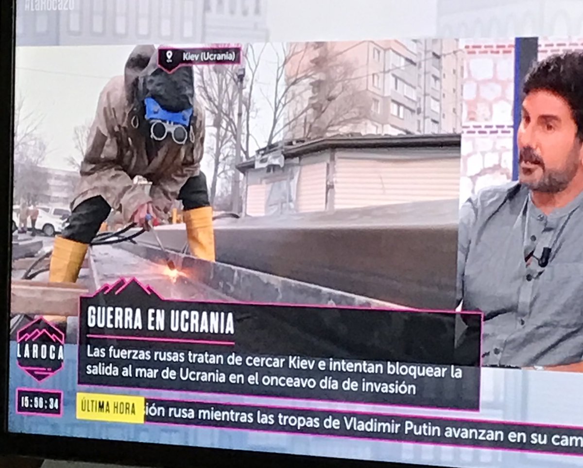 AndoniFer's tweet photo. Está bien dicho onceavo día? No sería mejor undécimo? @LaRocaLaSexta https://t.co/arItxI8m9x