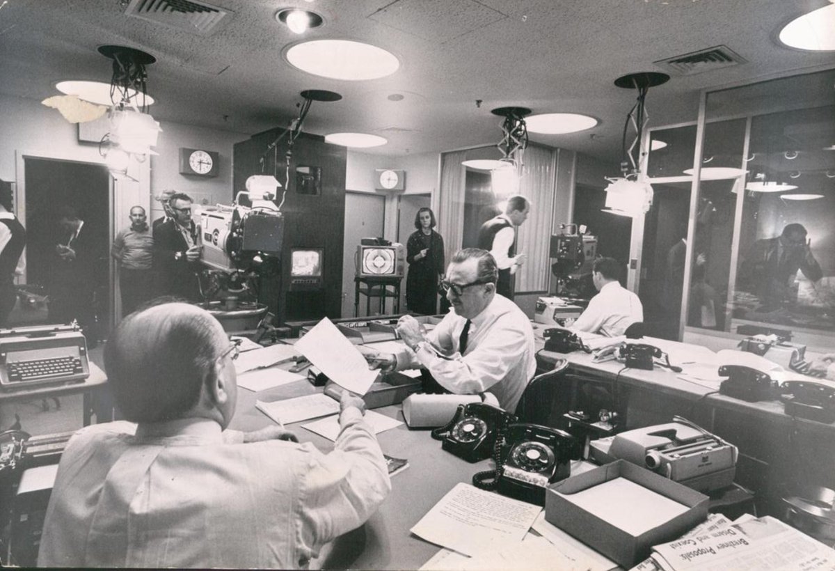 After 18 years as the anchor of “The CBS Evening News,” Walter Cronkite said a final good night in 1981. “For almost two decades, we’ve been meeting like this in the evening, and I’ll miss that,” Cronkite said during his last show, @nytimes reported. nyti.ms/35r0BXs