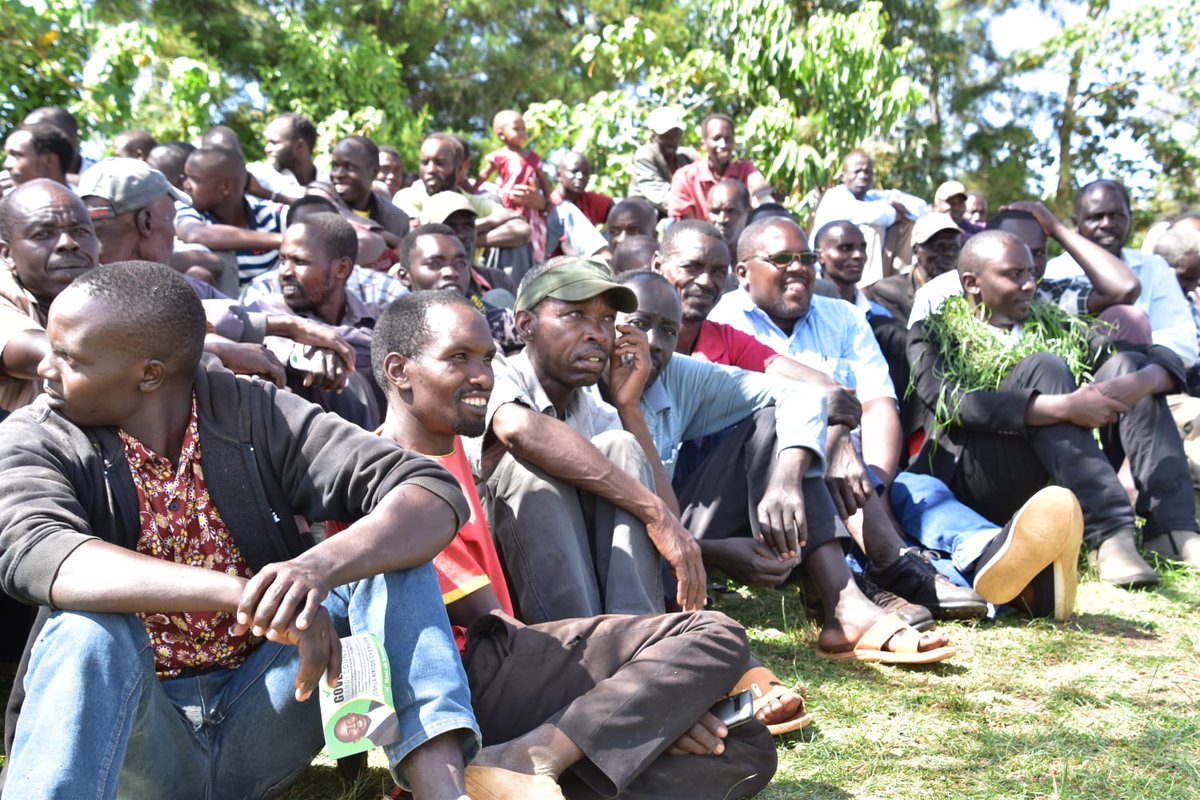 TruthPatrol254's tweet photo. Hon Speaker Joshua Kiptoo @kiptoojoshua8 addressing residents of Kamboga Village/ sarora in an overwhelming declaration to support his bid for governoship. Kipkaren Ward, Mosop subcounty.

#Hustlers
#NandiKwanza
#FixNandi
Naet ak Imanda https://t.co/vjkS0FSh9I