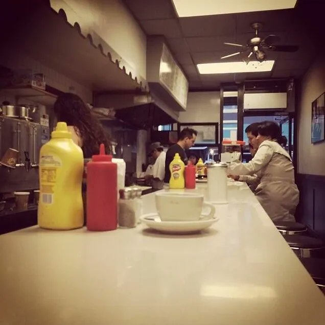 Squeezed in at the 8-seat counter of tiny Johny’s Luncheonette (no room for a 2nd 'n', apparently) on W 25th St in #Manhattan for a quick lunch, their humble #WesternOmelette takes on an iconic quality against the vintage yellow countertop.

@sloppyjohny johnysluncheonette.com