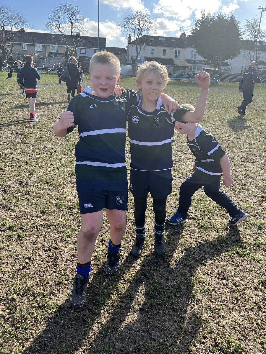 GHK minis had a fantastic day playing at the <a href="/GlasgowAccies/">Glasgow Accies</a> tournament. What a glorious day for it too! 
Outstanding performances from our P4, P5 and P6’s teams with P4 and P5 both winning their groups and taking home gold medals and trophies! Well done to everyone 👏🏼