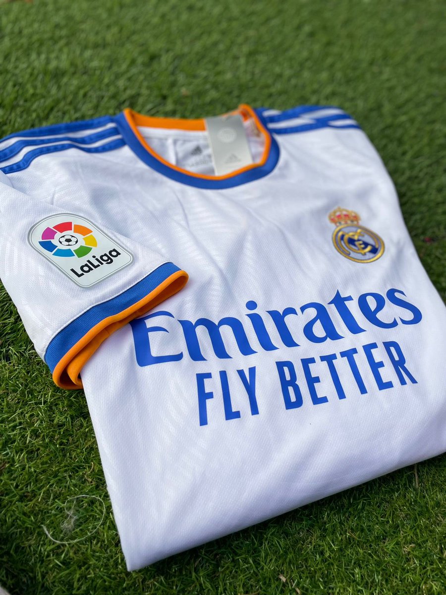 tdmascrc's tweet photo. Sigue a @tdmaxcr y @SoloFiebres dale RT y participa por la camisa Del #RealMadrid. Sorteo esta noche https://t.co/7RciLpI2CA