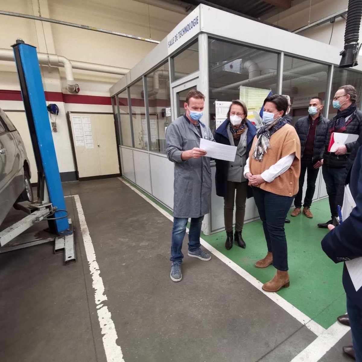 manomartin's tweet image. Visite du lycée du Marquenterre à #rue en compagnie de ma collègue @PatriciaPOUPART … l’occasion de découvrir les ateliers mécaniques et nautiques, et de voir qu’un distributeur de protections périodiques @hautsdefrance est également installé dans ce #lycee !
#sante #jeunes