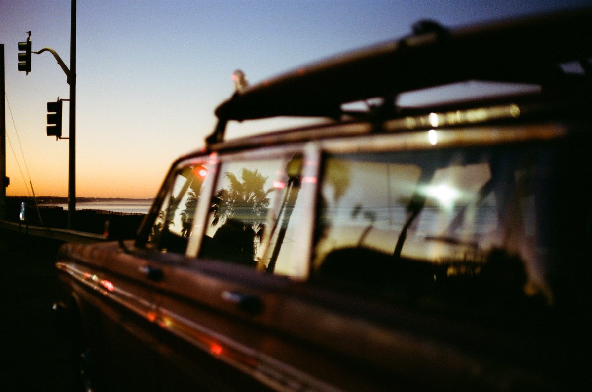 jake_takeo's tweet photo. Gm my friends! 🌞🫖 Here’s a dawn patrol surf shoot I did a little while ago on Portra 400 🎞 What’s your favorite film stock? https://t.co/JDHhTM2GGd