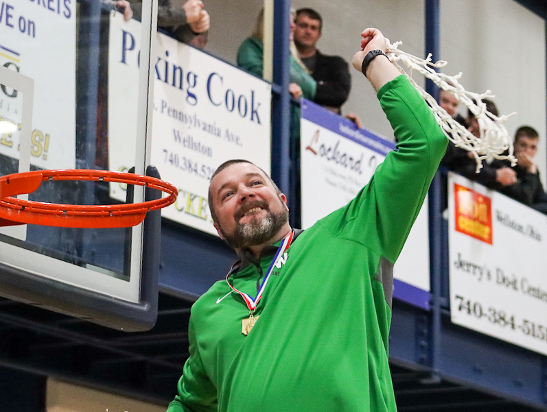 SOSAOhio's tweet photo. Take a look at 📸 (via @Hart_Tyler1) from @WesternBasketb2's win over Trimble in a Division IV district final on Saturday.

FULL GALLERY: https://t.co/Z8Xg2JhhQe https://t.co/j2AEWBoVsA