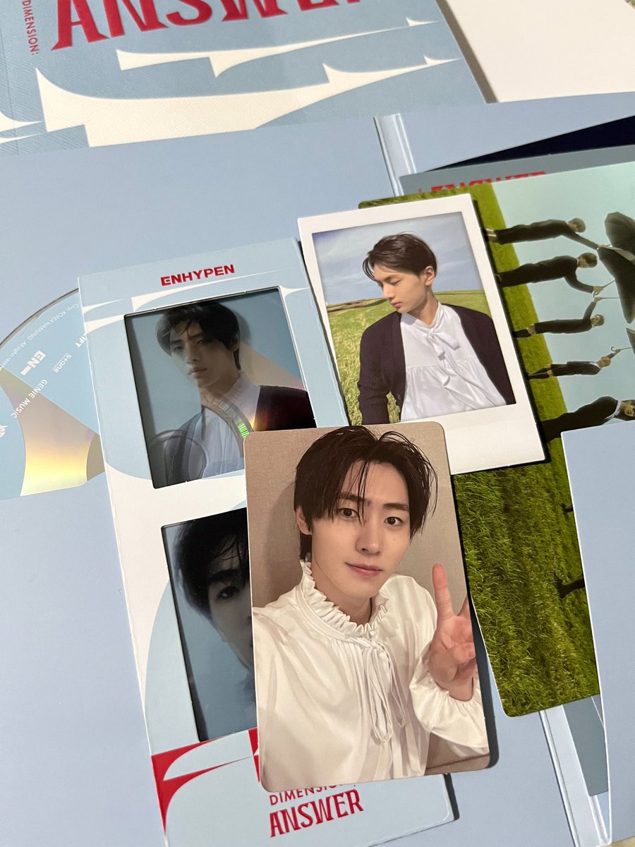 Pansxx997's tweet image. รอบนี้เราสั่งบั้มส่งไปให้เพื่อน เพื่อนเราได้รับบั้มแล้วนะคะ นางแกะได้น้องซองฮุนเกือบหมดเลย นางชอบใจมากเลยค่ะ 🥰🥰 #พวรจรีวิว