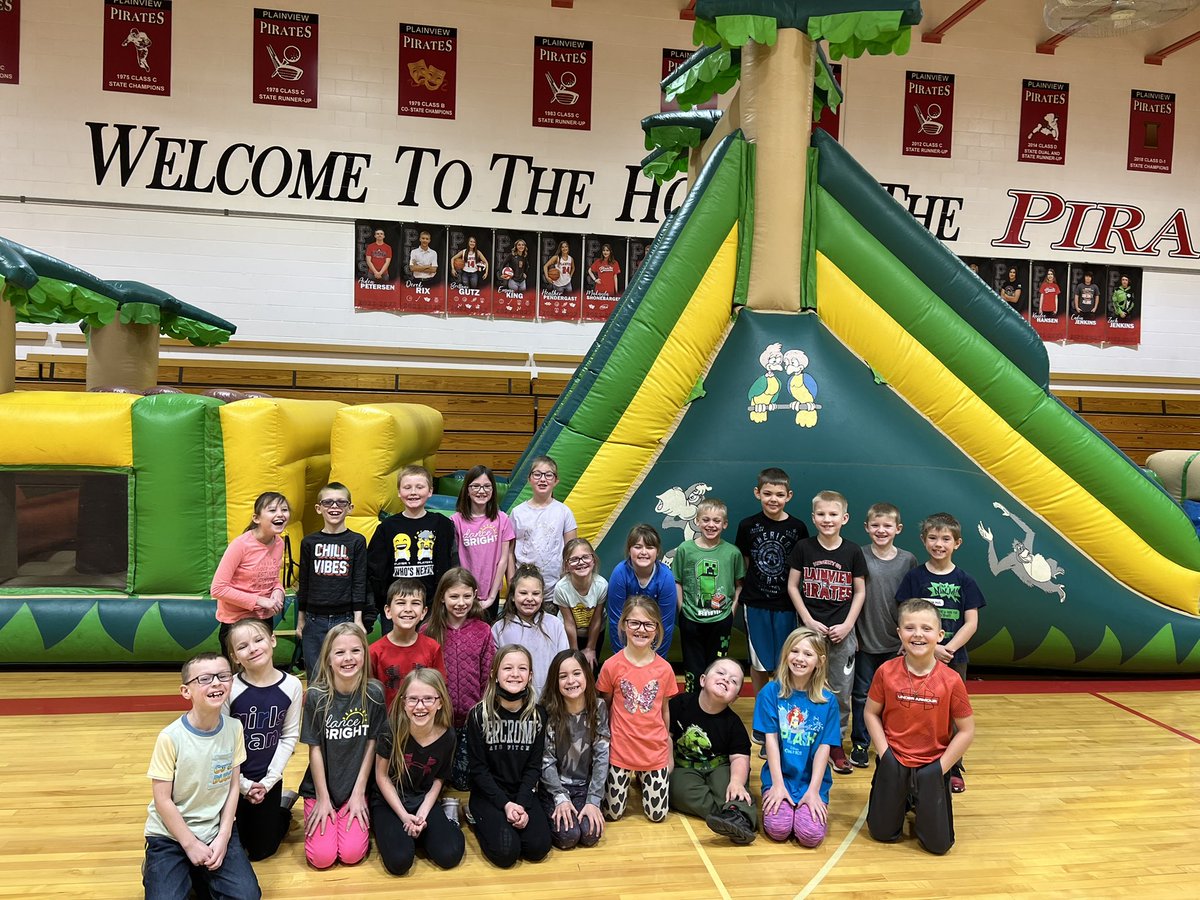2ndGradePirates's tweet photo. Fun With Dr. Seuss Week!!! https://t.co/yA8EA8KxTt