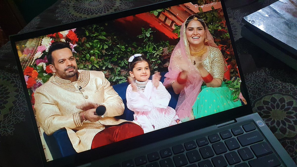theharshraj_'s tweet photo. Favs❤👨‍👩‍👧
@flyingbeast320 
@captriturathee https://t.co/gisZt1mBA8