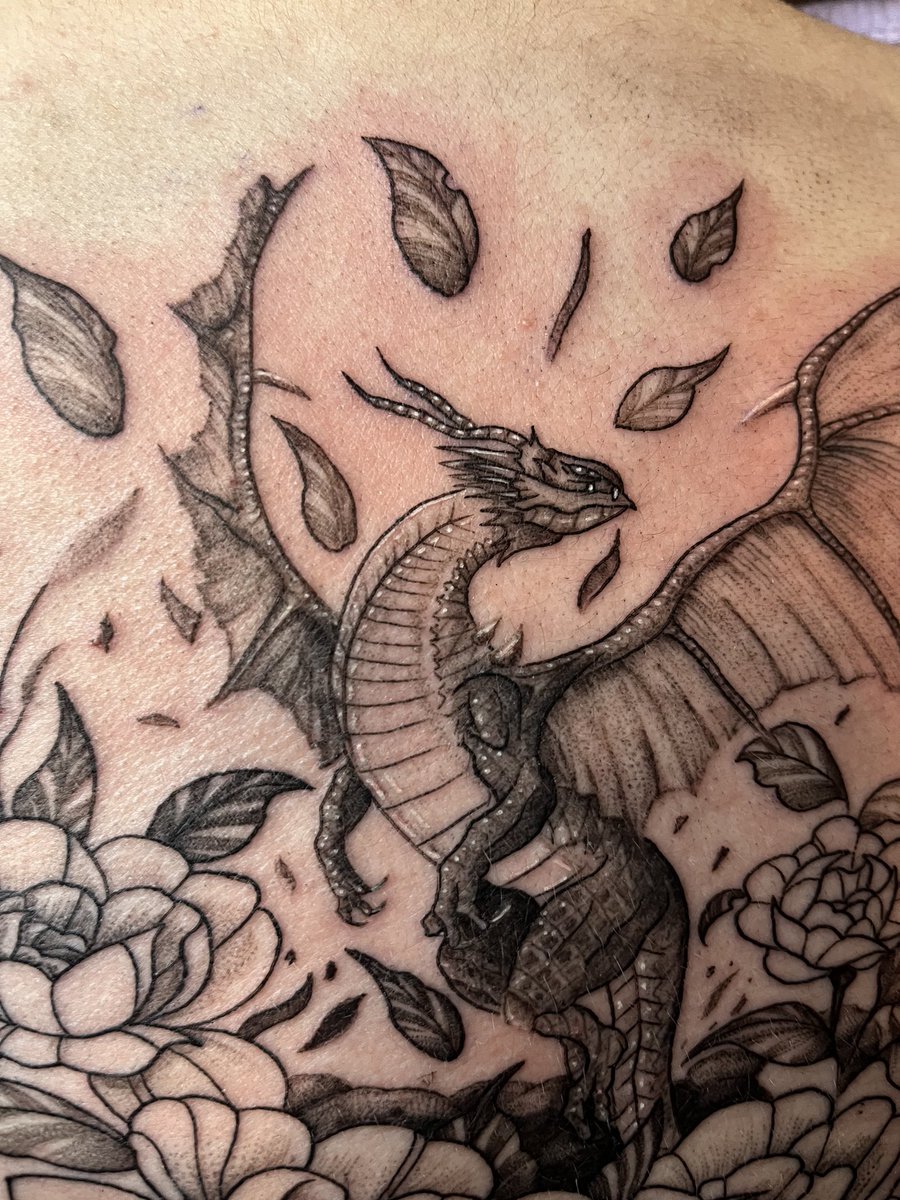 Enora1208's tweet photo. @/inkcroro sur Instagram 🔥 https://t.co/SrYx3xoLsL