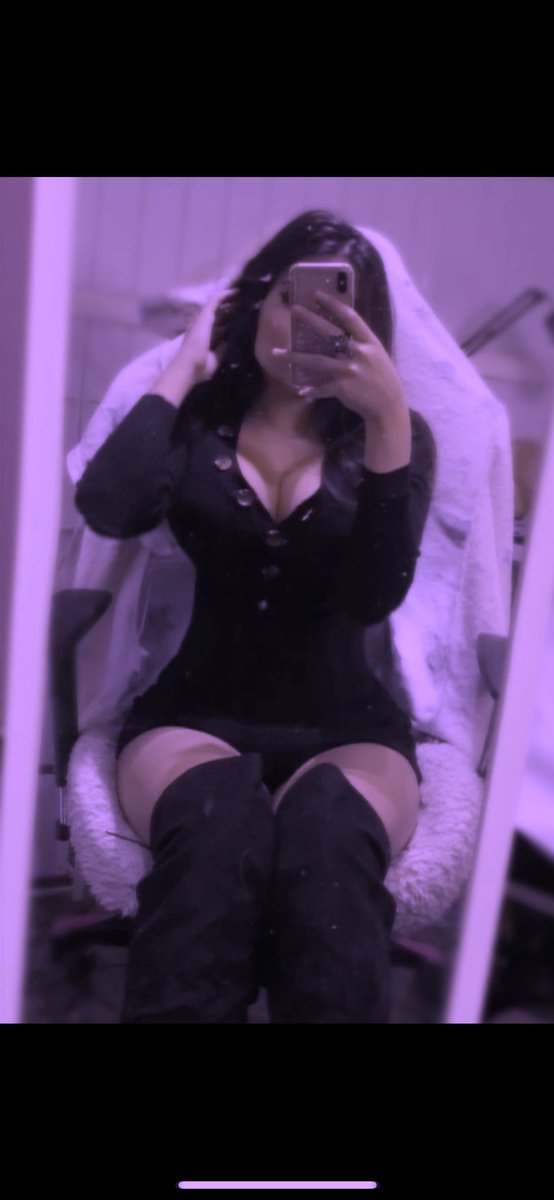 neferteia's tweet photo. Fav si soy tu crush o si el League of Legends te está arruinando la vida https://t.co/FzPitAHviK