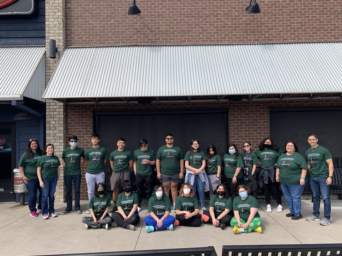 VeroCasiano's tweet photo. Our BPA students did great at BPA SLC. Many great things occurred and our future in BPA is great with so many students coming back next year. Thank you everyone who help make this trip possible for our students. Great job BPA students, you all made ⁦Kennedy &amp; Edgewood proud! https://t.co/jbVZs8gKzV