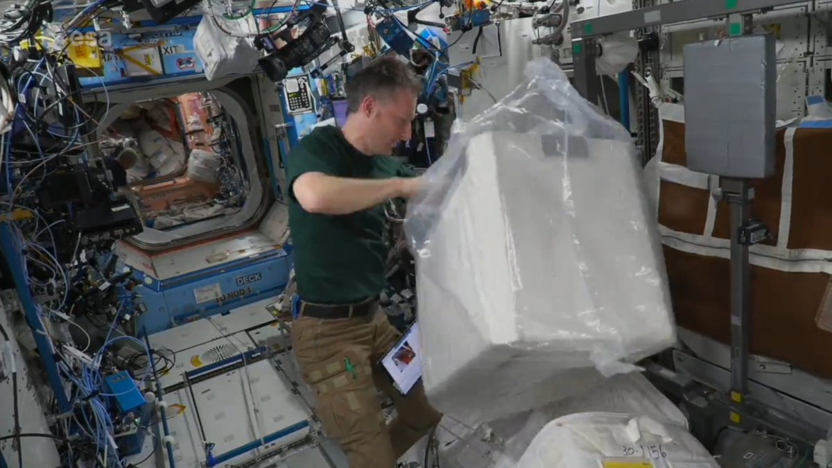 TheMaurerCrew's tweet photo. The #CosmicKiss #WeekInImages: 
Installing the ANITA air monitoring system, measuring eye pressure, thunderstorm clouds seen from above &amp; 360° #video of the installation of the #Fluidics experiment: https://t.co/LDqr8mvpzu 
#Exp66 #Crew3 #ISS  
Images: @ESA @NASA @astro_matthias https://t.co/iuiyIqvalX