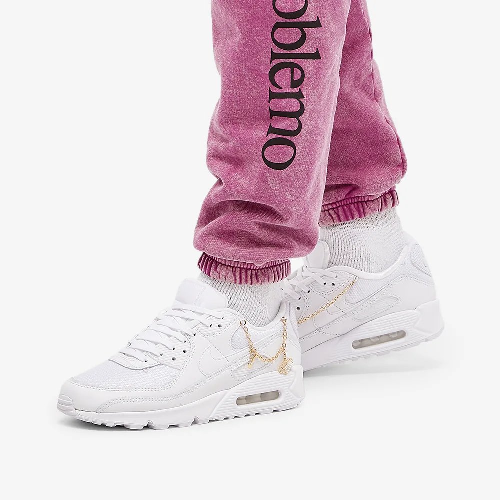 KicksDealsCA's tweet photo. The Air Max 90 is a rotation essential, and now you can get a clean triple white pair with some extra flair thanks to the included "Lucky Charms," which can still be had from Nike CA for $170! https://t.co/pf4FLtbSQw https://t.co/WDvrJwgxgd