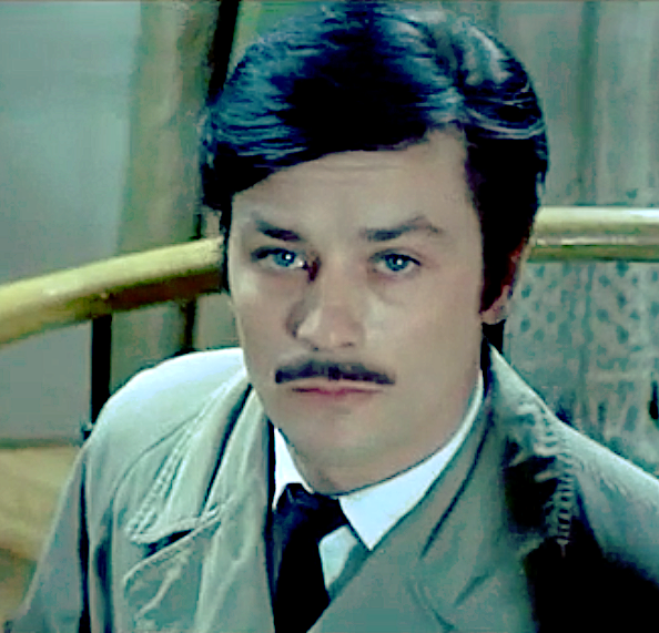 JePMelville's tweet photo. Regards… (5)
#LeCercleRouge
Alain Delon est Corey https://t.co/GjLkbiQl2u