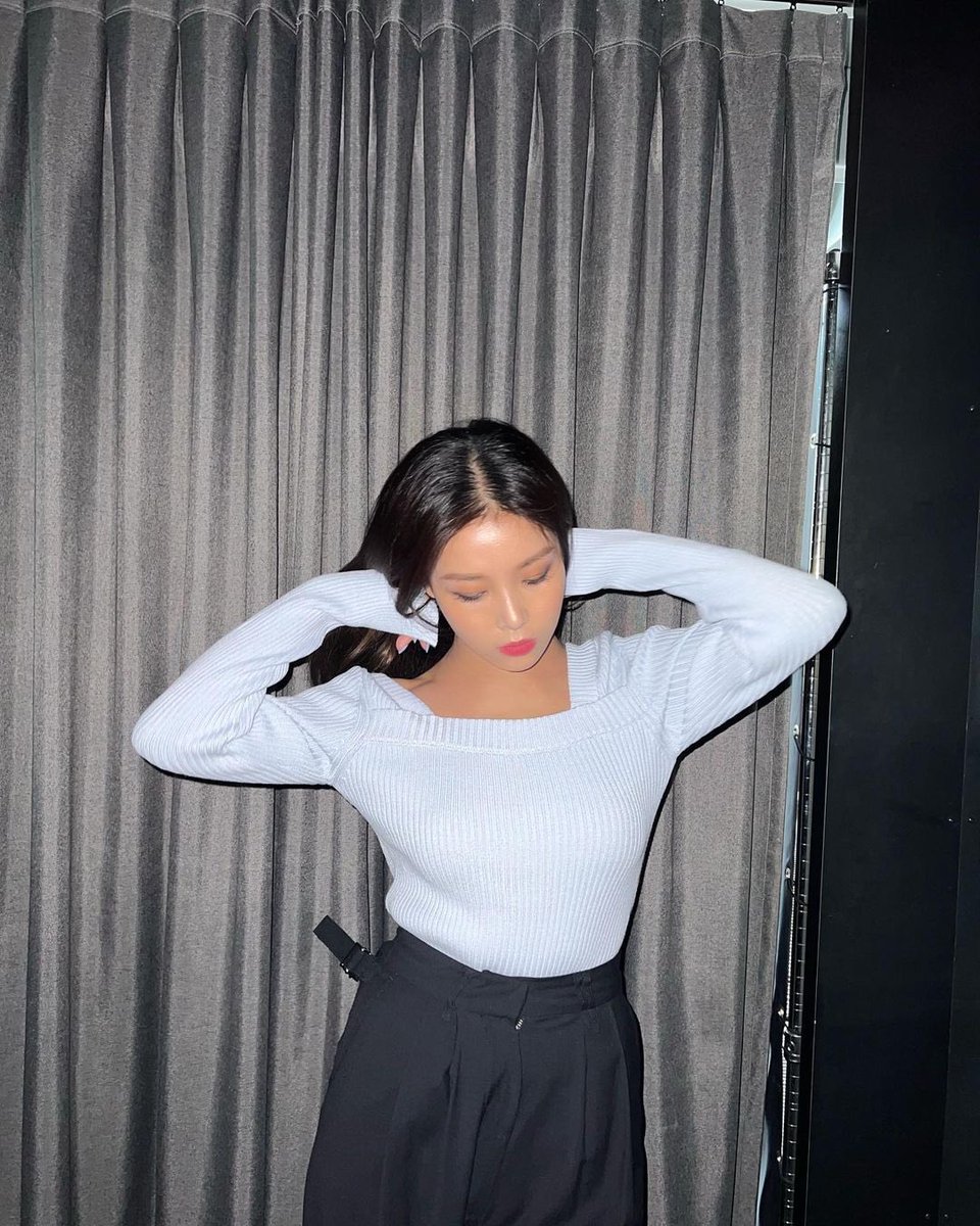 iluvyub's tweet photo. 220305 IG @.iluvyub

TotoroTotoroSaturday💙 

#YUBIN #유빈 https://t.co/bVguNx9iEe