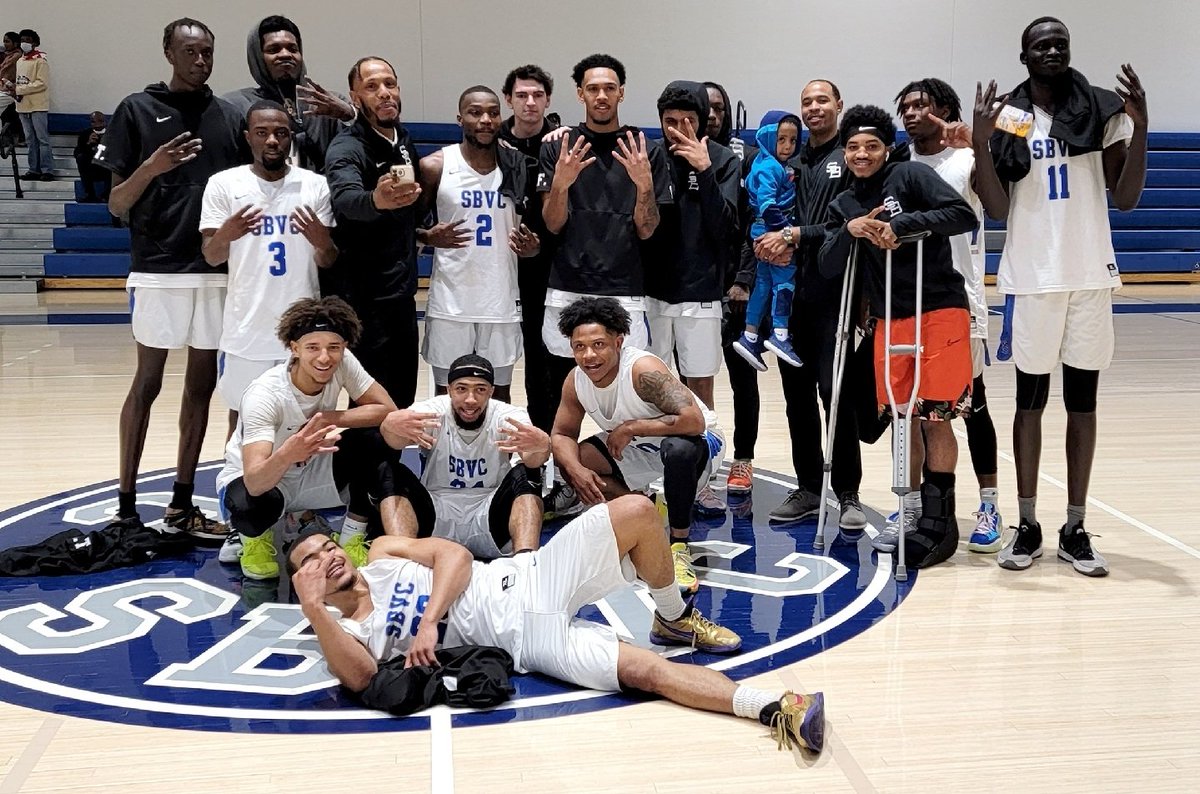 MattyK31's tweet photo. https://t.co/IfnAmgFXzT
🏀15pts/4r/3a/2st in #All40 via Chino Hills grad @ntbell24 as #SBVC punched their CCCAA Elite 8🎟with a 66-62 Win over RCC 
https://t.co/4KVgfQp0pP https://t.co/35PO7YtCtI