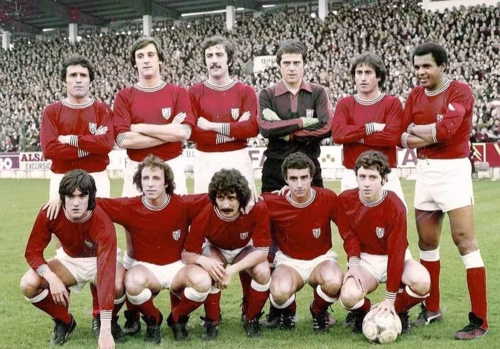 FOTOS HISTORICAS O CHULAS DE FUTBOL - Página 6 FNLbSsoWYAQ1L6g?format=jpg&name=medium