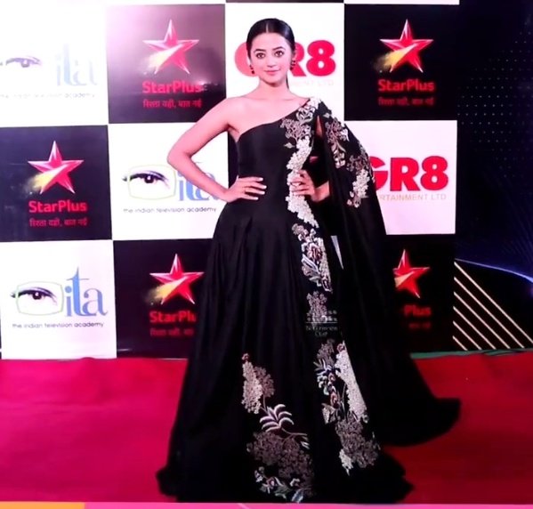 hellyshahcults's tweet photo. miss shah✨

@OfficialHelly7 | #HellyShah https://t.co/mEEnWnEg7s