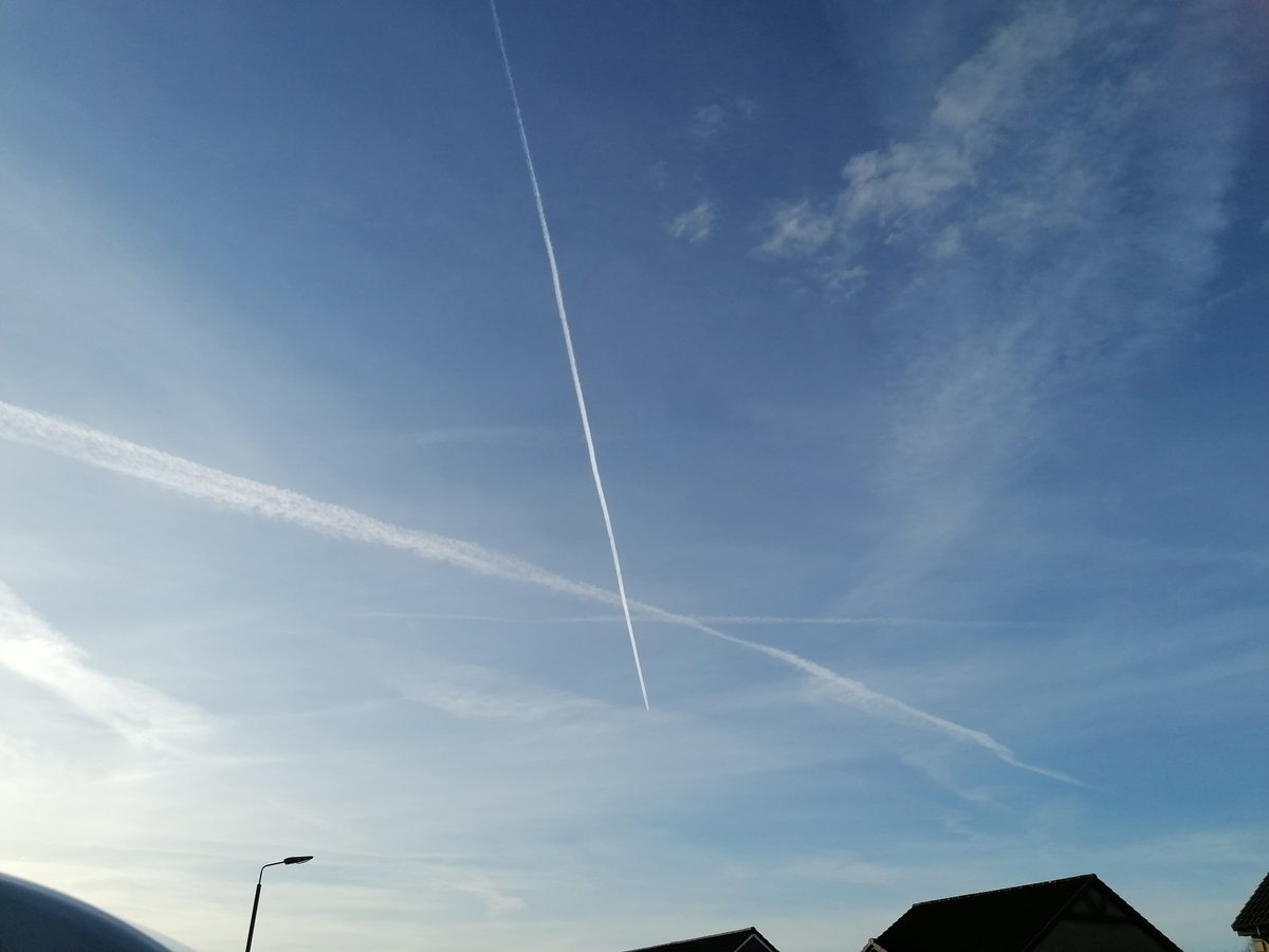 garyrodd's tweet photo. It's all out spraying today https://t.co/DUdJMl1899
