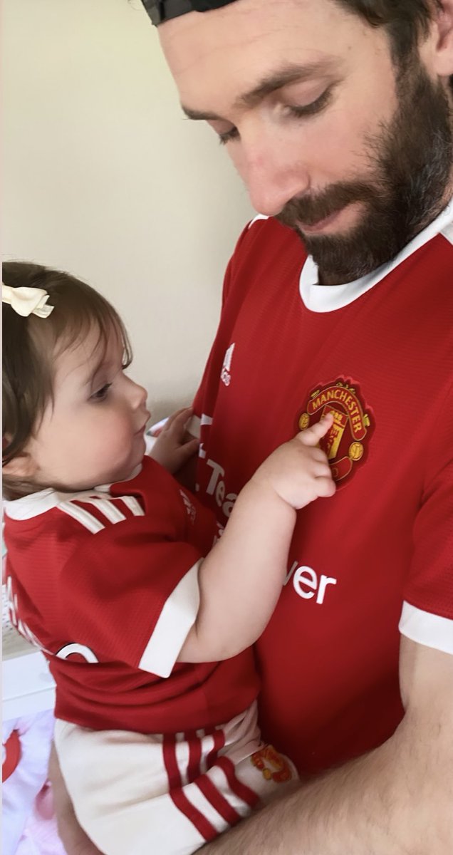 Me: who is the best team in Manchester
Her:
<a href="/NBCSportsSoccer/">NBC Sports Soccer</a> #MyPLMorning