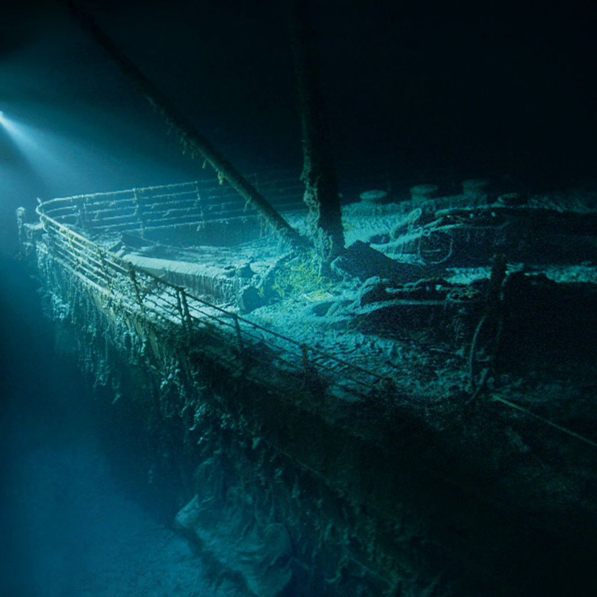 sboficial's tweet photo. Um filme de terror do Titanic intitulado 'Titanic 666' está em desenvolvimento.

Após 110 anos da tragédia original, passageiros embarcam na réplica 'Titanic III' para conhecerem o local do naufrágio. Chegando lá, eles serão surpreendidos por forças sombrias das profundezas. https://t.co/IrX8J506P6