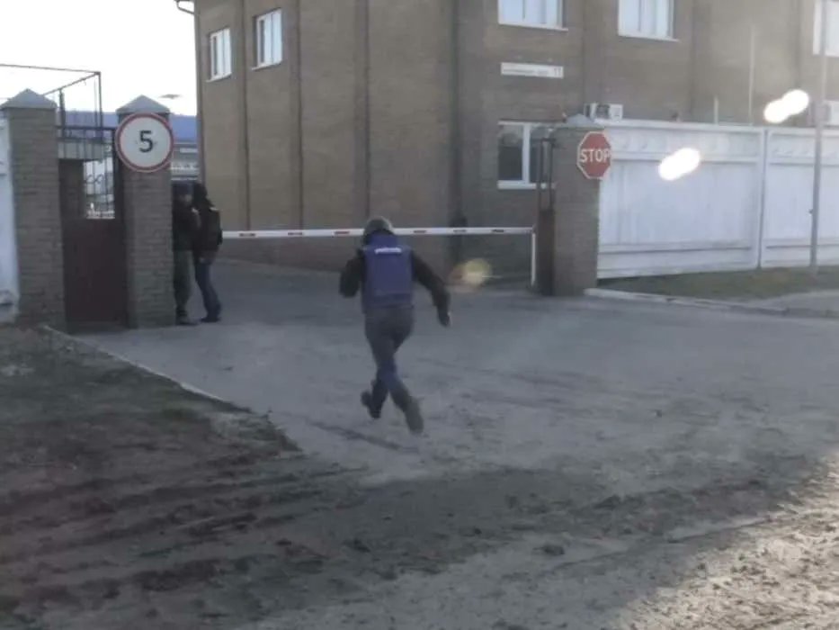 Barstool Sports on Twitter "Unreal Video — A Car Full of Sky News