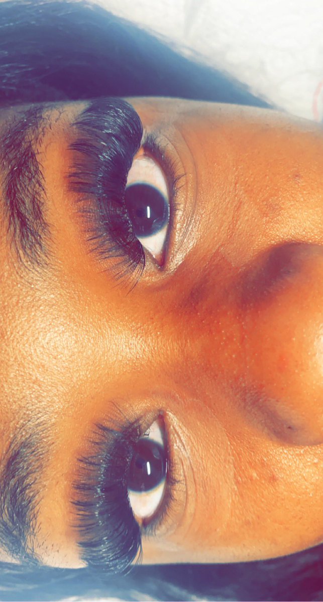iceeecoldd's tweet image. Make sure y’all booking the lash fairy 🧚🏾‍♂️✨ my fav set