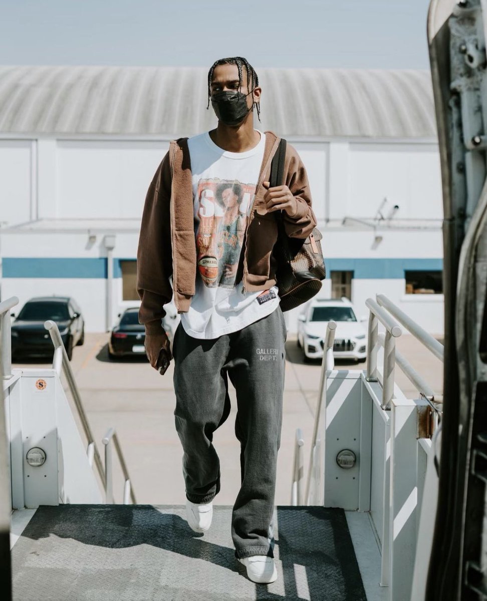 AZ_RedRocks's tweet photo. Phoenix  ➡️ Atlanta 📍✈️ Tomorrow @ Noon 🤝 https://t.co/ErMf2GteIZ