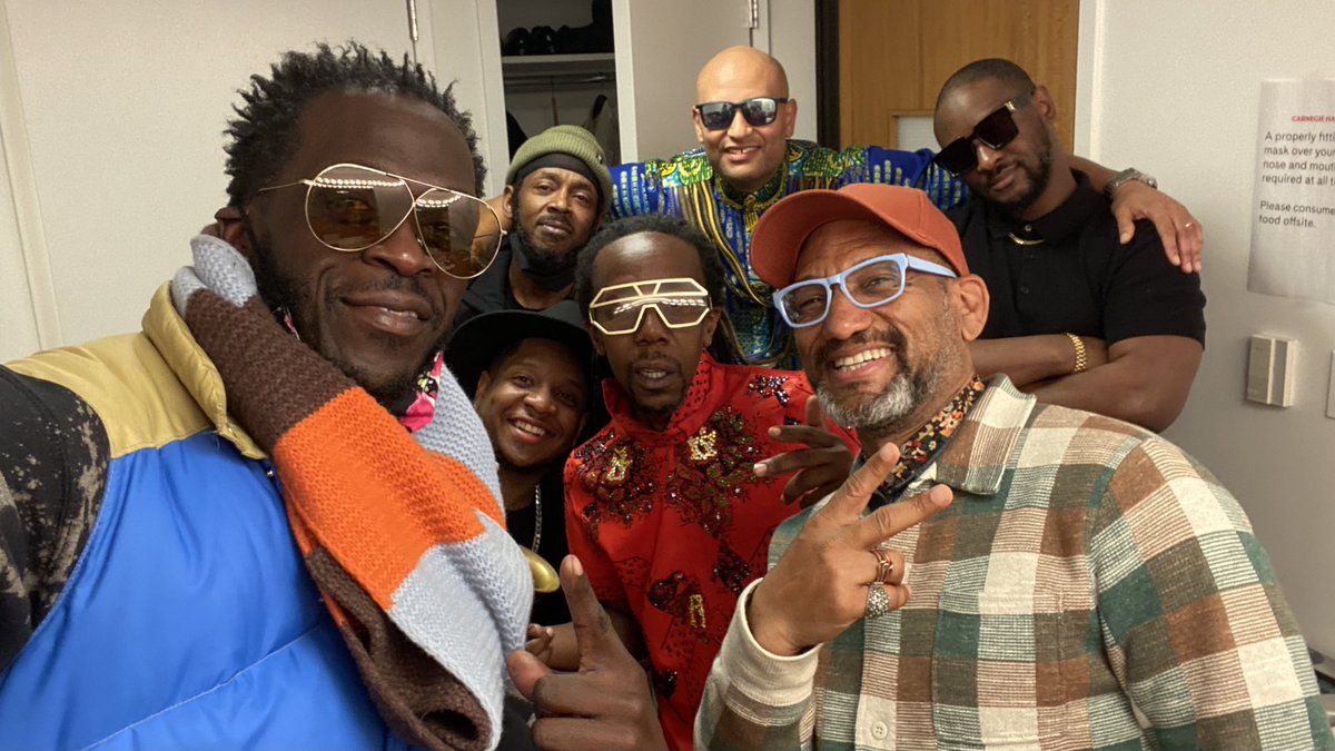 kingbritt's tweet photo. Whirlwind 23hrs in NYC to finally make it to our Afrofuturism Festival at @carnegiehall (few more weeks to go) to peep Chimurenga Renaissance and Fatoumata Diawara!
Back in a couple to see my brother @carlcraignet …..

(Great to see @Hardcore888 @AdriaanFuchs outside of zoom) https://t.co/R0Q2Q6WzyF