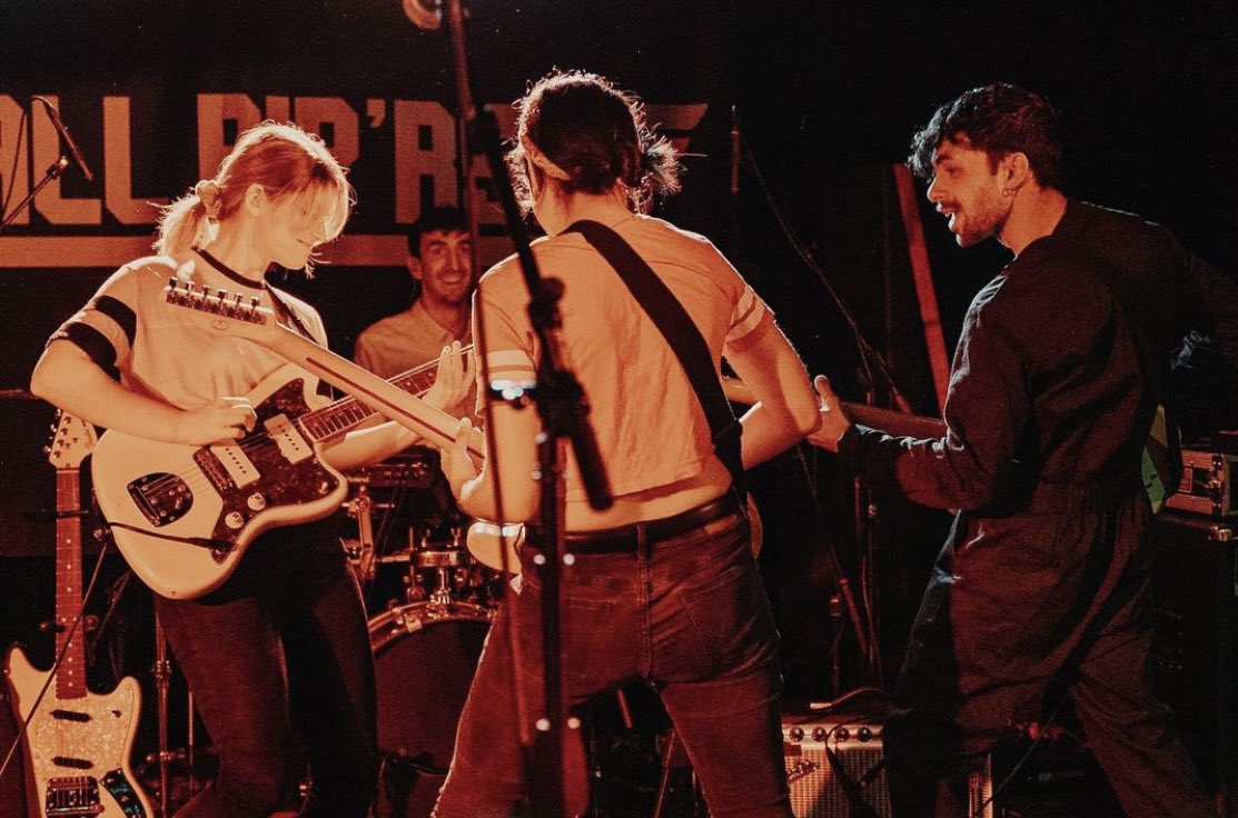 illuminati hotties tweet media