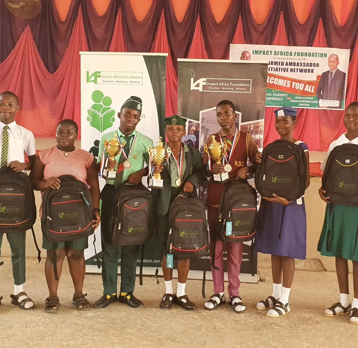 IAFNG's tweet photo. Future Accountants, Managers &amp; Entrepreneurs (FAME) competition for secondary schools yesterday at Ijebu Ode powered by @IAFNG.

Congratulations to all the top performers, everyone is a winner. 

A big thank you to our volunteers. 

Every child deserves quality education. https://t.co/VFk7qPOe5B