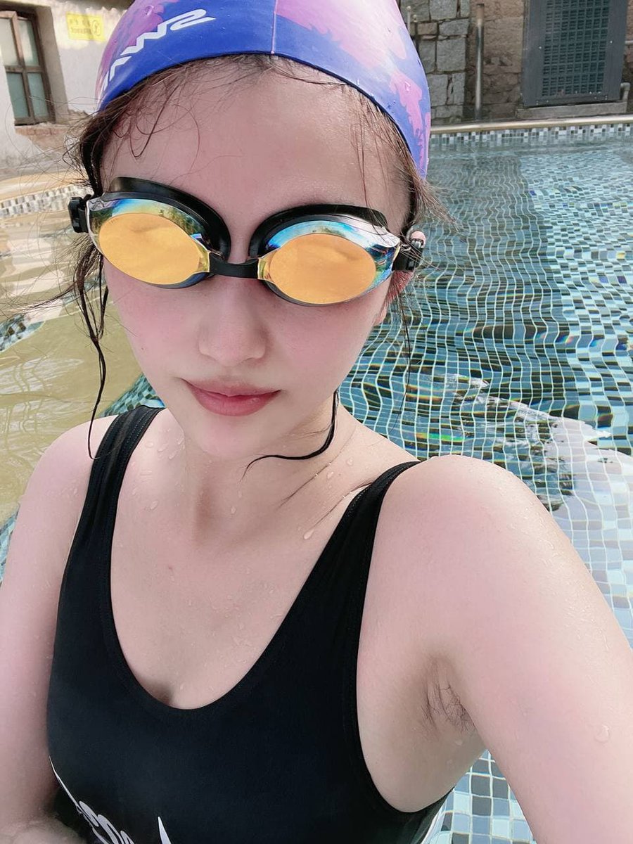 johnnuralcasid's tweet photo. Swim https://t.co/VRJ83IHVCa