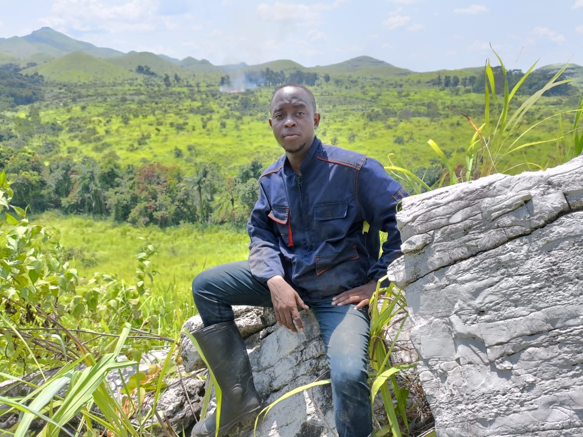 Bazebinicy's tweet photo. There are so many things to discover.

My colleagues and I have a medium-term objective, to make as many discoveries as possible in the field and finally write a paper on "Geotourism in Congo".

#Transmit_Passion_and_Ambition https://t.co/O3hR121V9F