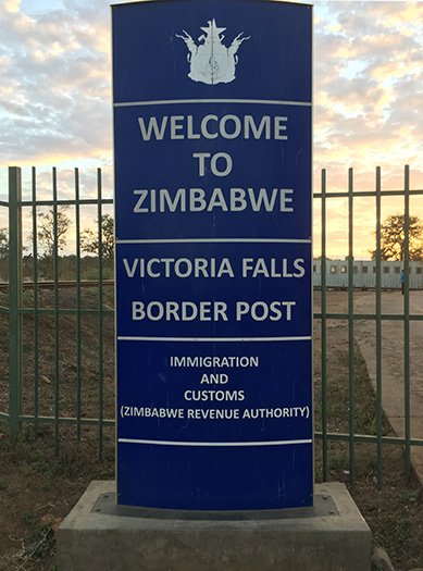 thumezahq's tweet photo. Victoria Falls are you ready for Team Thumeza?! β³ https://t.co/wEiDFzO0rQ