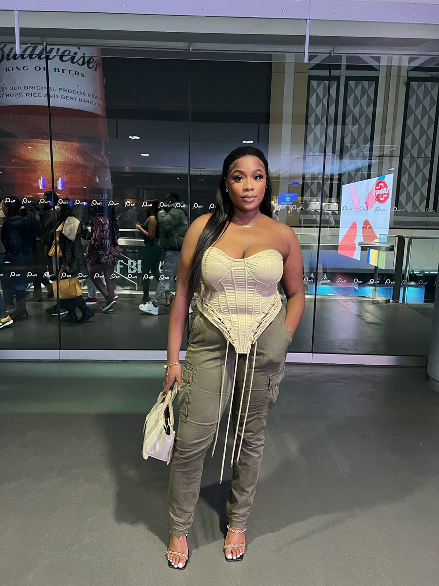 _toluubabyyy's tweet image. OMO SEE GOBE😭❤️‍🔥 #DavidoatTheO2 #Davidoat02