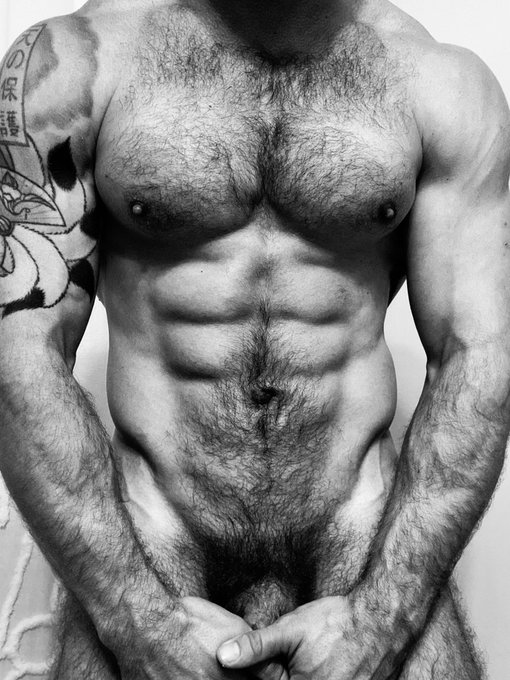 Who wants to join me for Sunday Funday? ?? @scallysex @thexxlmen @HotMaleStuds @GAYXXXBLOG @theQueerPig