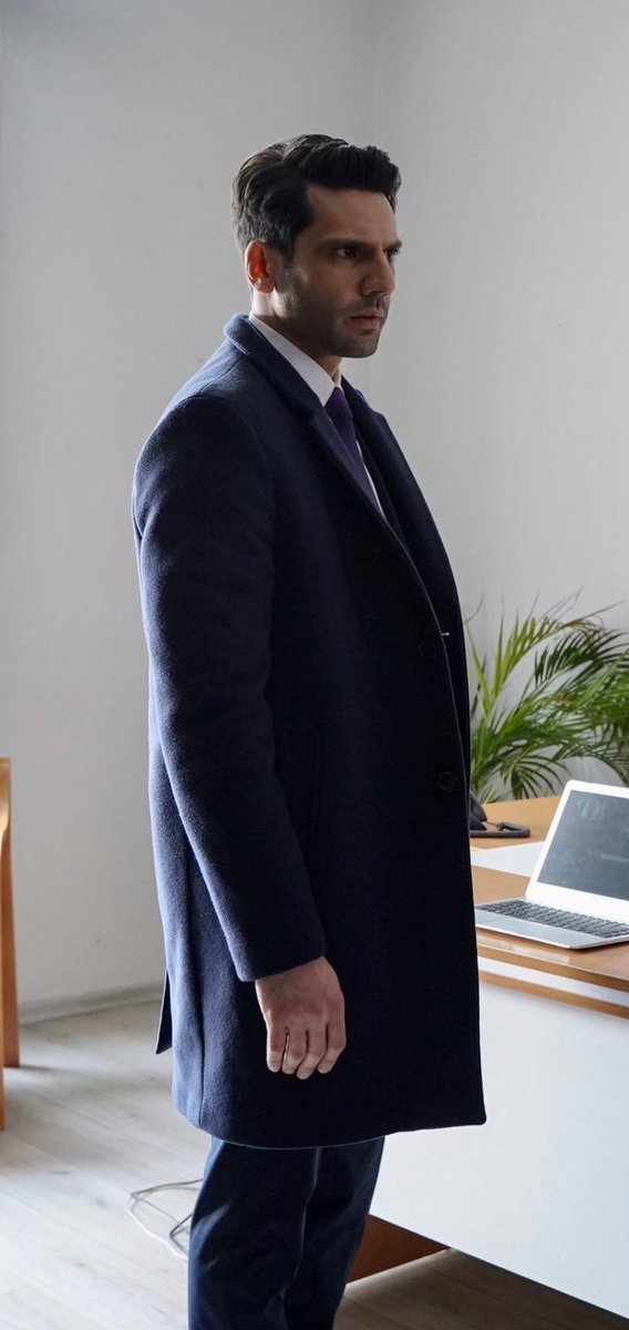 bir duruşumuz var dosta güven, düşmana korku salarr......... #Yargı #Yara