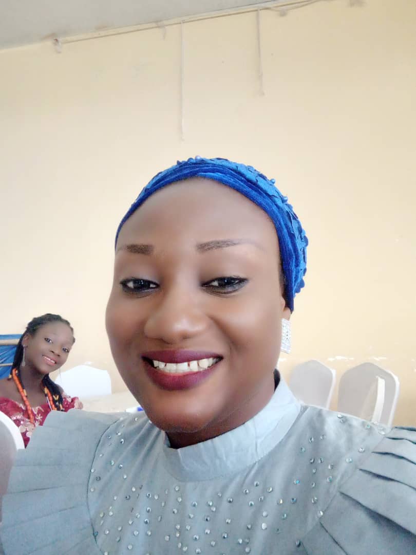 iWriteiDesign's tweet photo. I am that girl still looking for words to ascribe to God for his unfailing love and mercies...
#ThankyouJesus
#Chinekedaalu
#EseBaba
#WithoutGlasses😀😀😀 https://t.co/u7BgPeMhgG
