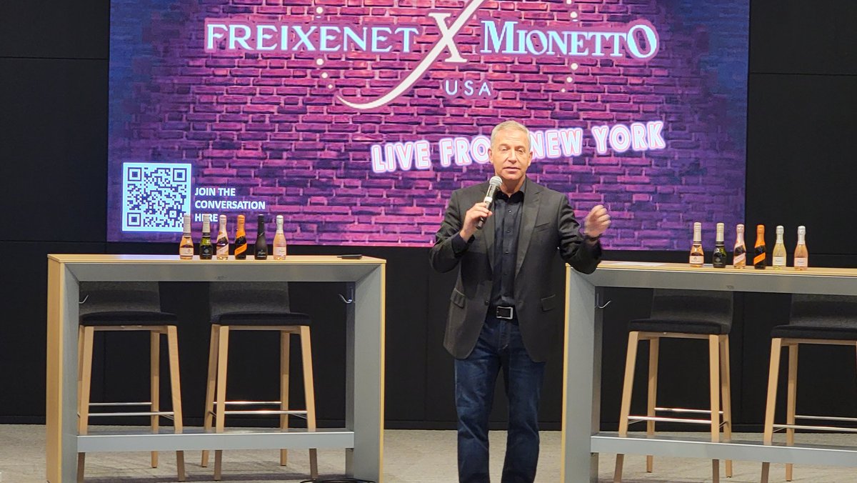 Johnny Legend7 tweet media