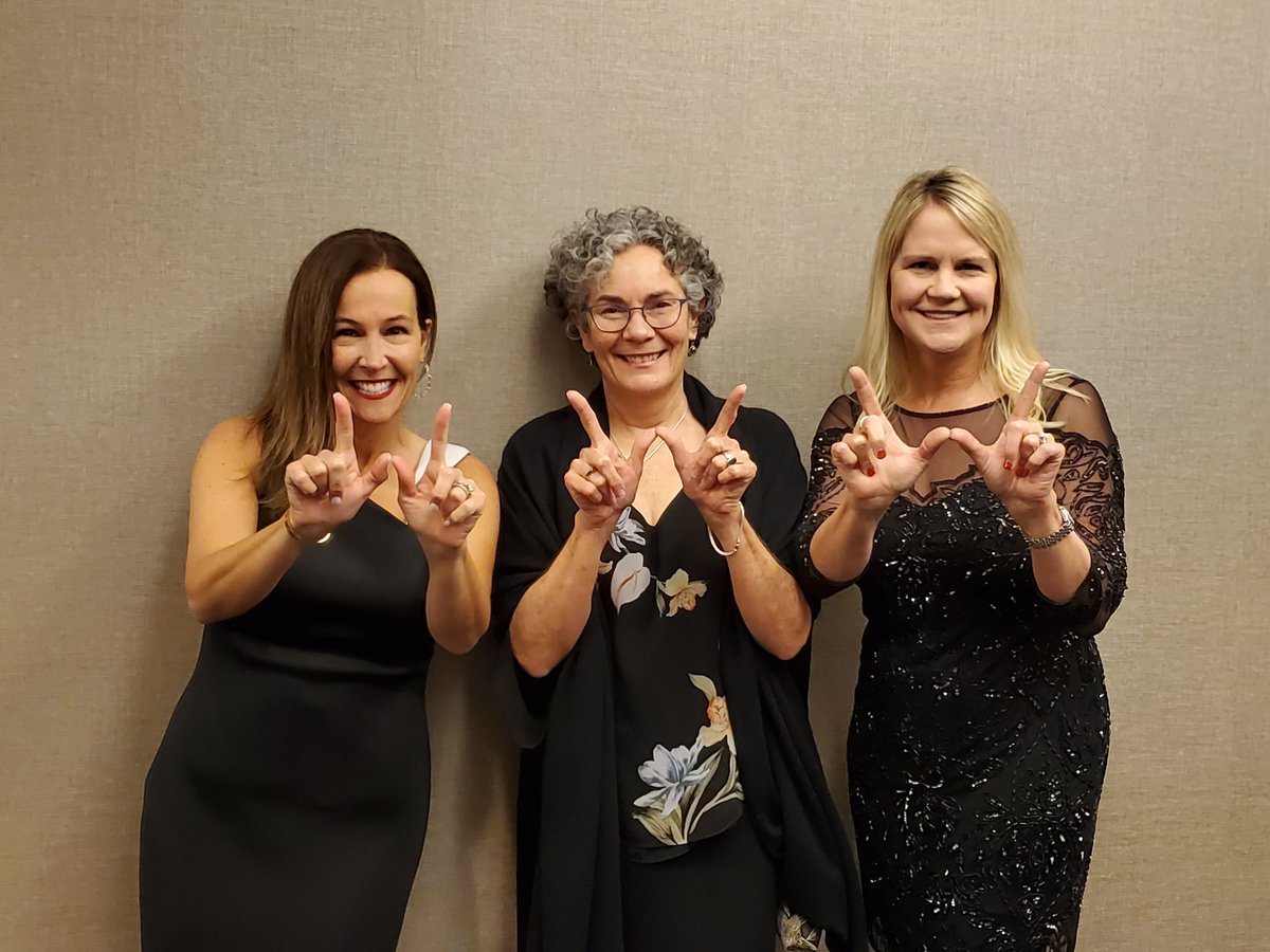 UW_DeanScott's tweet photo. Congrats to @UWNursing faculty @susan_zahner, @TraciSnedden, and Gina Bryan on their well-deserved induction into the National Academies of Practice! Definitely a proud dean evening. @NAPractice, #BNCL. https://t.co/XNDaydwmey