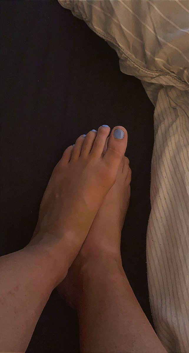 PiscesFeet2000's tweet photo. #feetpics https://t.co/zoEd24d9xE