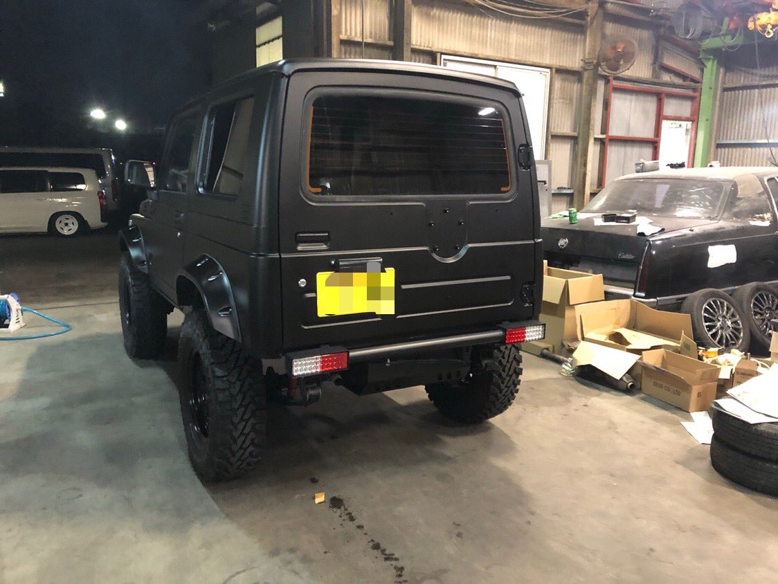paintwork053's tweet photo. #ジムニー
#ja11
#オーダー制作
#マットブラック
#オールペイント https://t.co/sLGTZs1UrC